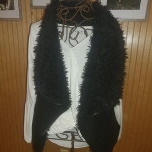 Love true vest black fur and leather lined